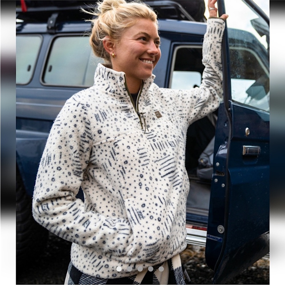★ Billabong Half Zip Pullover Fleece